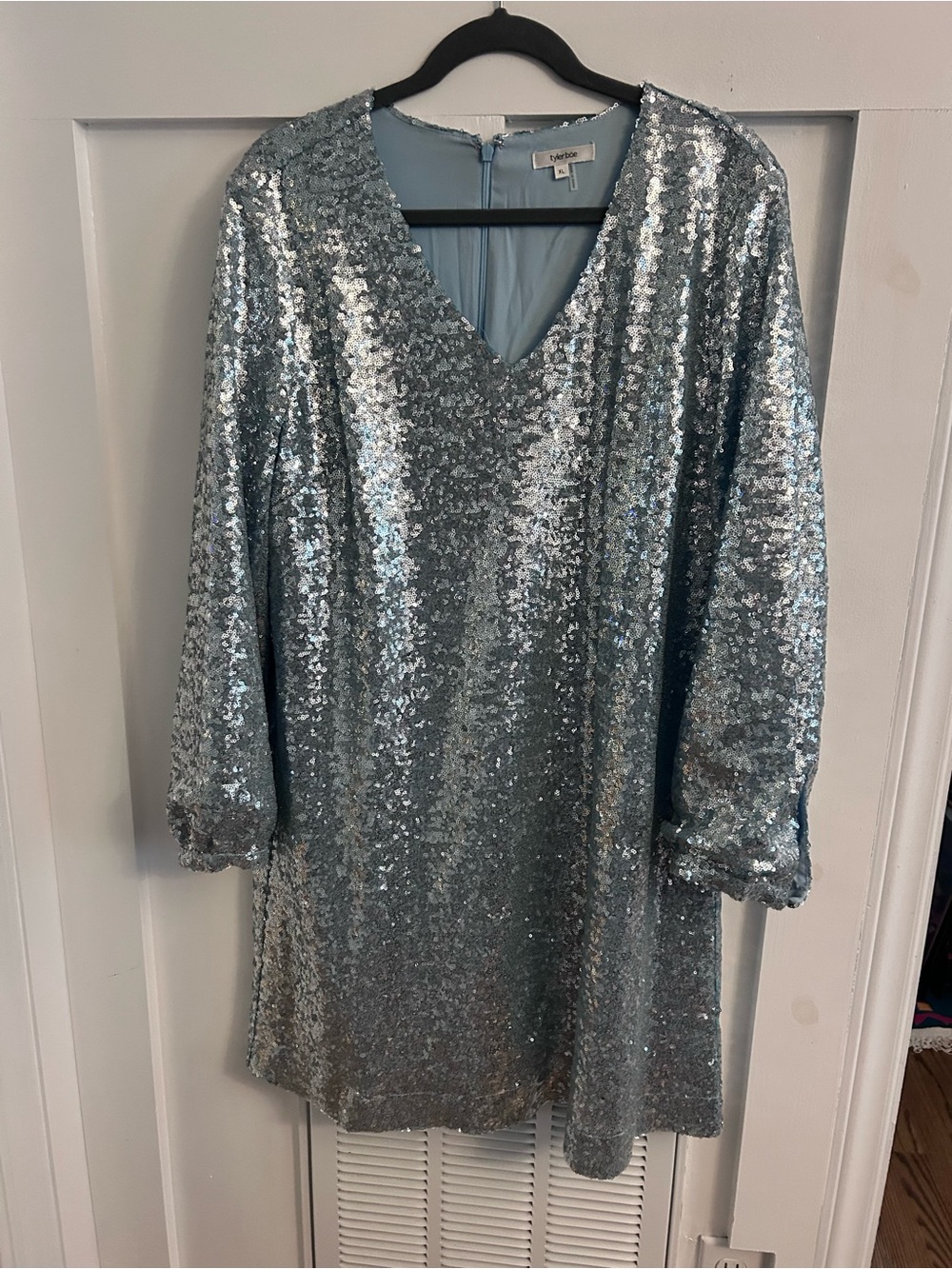 Tyler boe sequins V-Neck Shift Dress in Light Blue